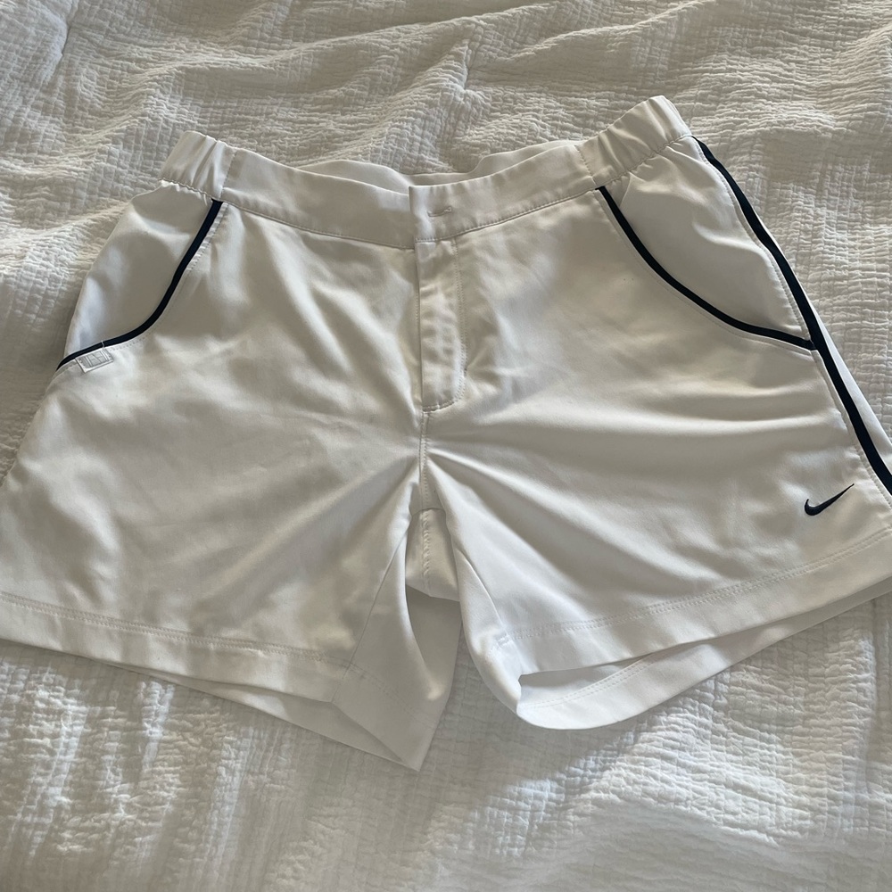 NIKE shorts with pockets!